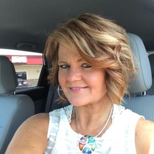 Meet your Posher, Lynn